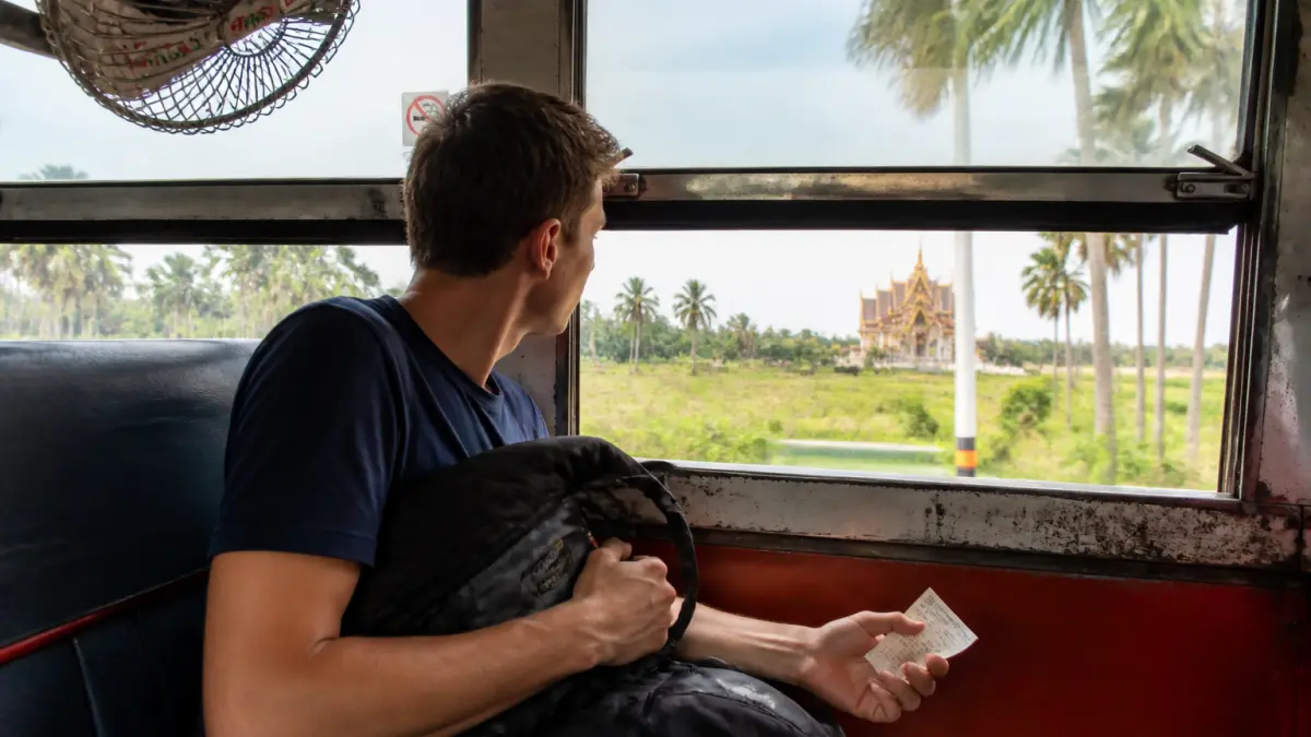 Thaïlande en bus : 5 astuces pour voyager moins cher et plus loin