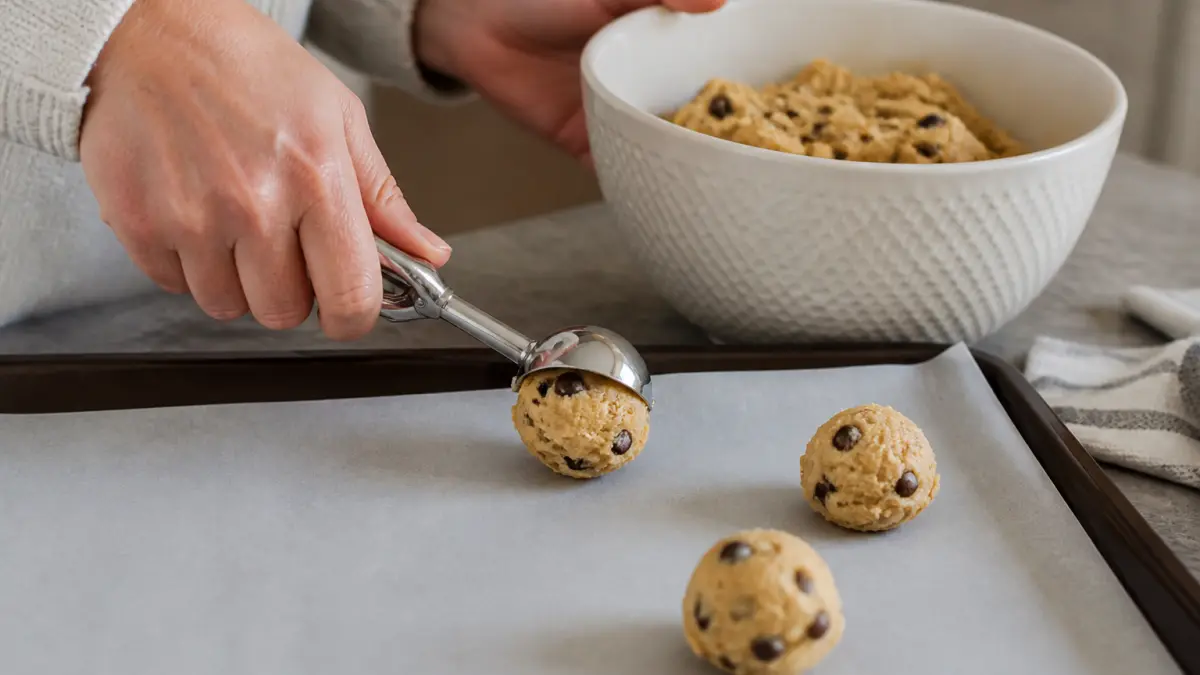 Cookies moelleux : pourquoi la pâte doit reposer avant cuisson ?