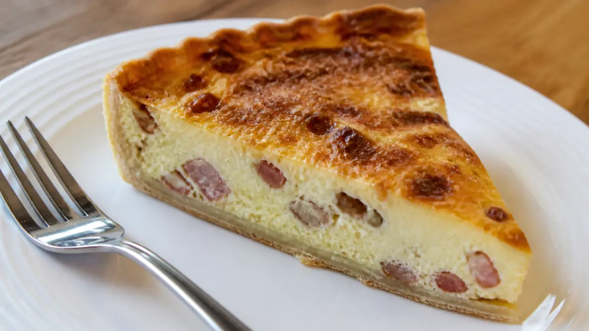 Quiche lorraine : l’appareil parfait pour une texture crémeuse